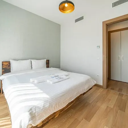 Premium Furnished 1 Bedroom, 24/7 Security, Διαμέρισμα *